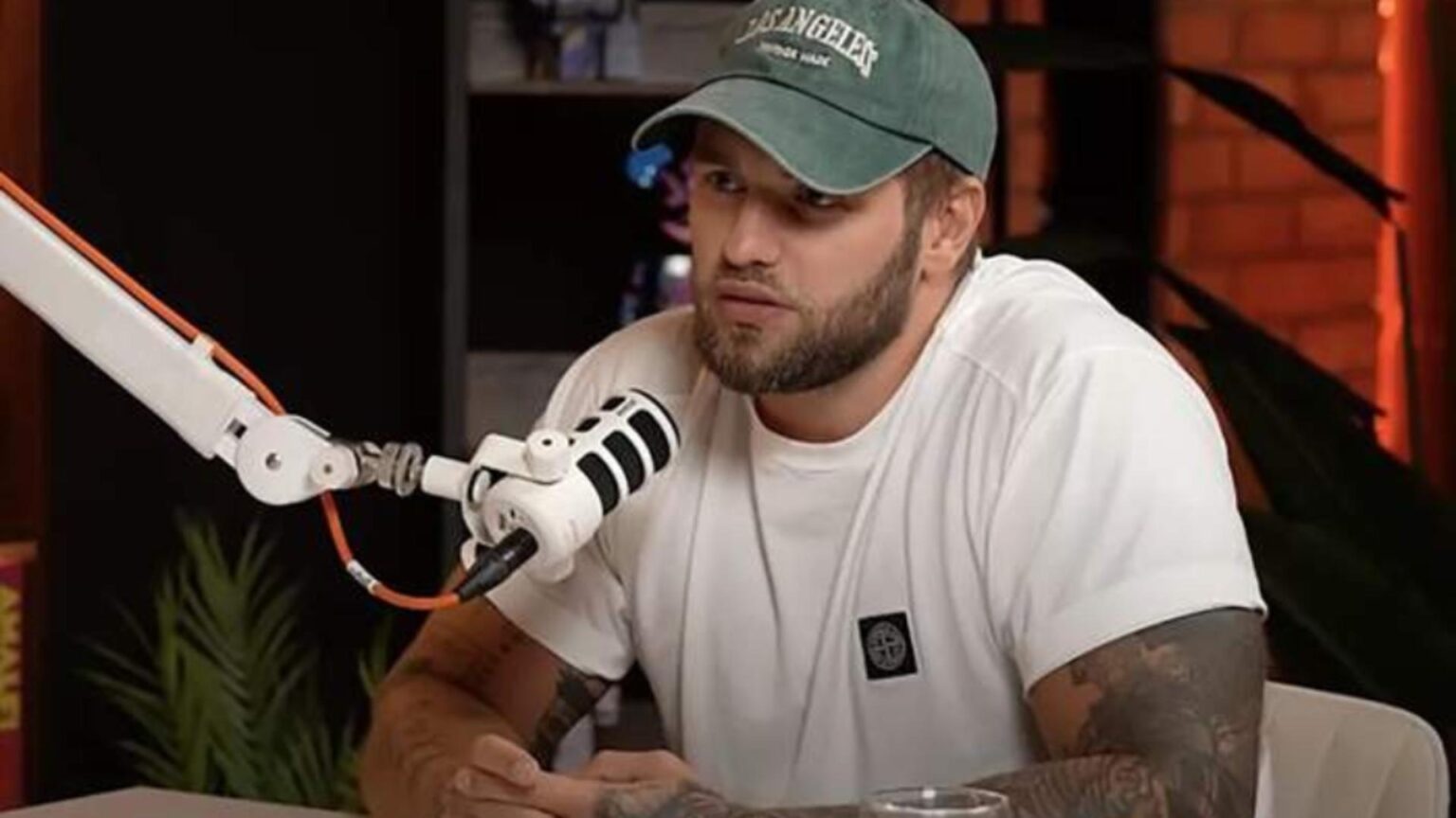 tragedie in kiev un cunoscut investitor in criptomonede gasit mort in automobilul sau de lux konstantin avea 32 de ani 68ee35eaa23e1