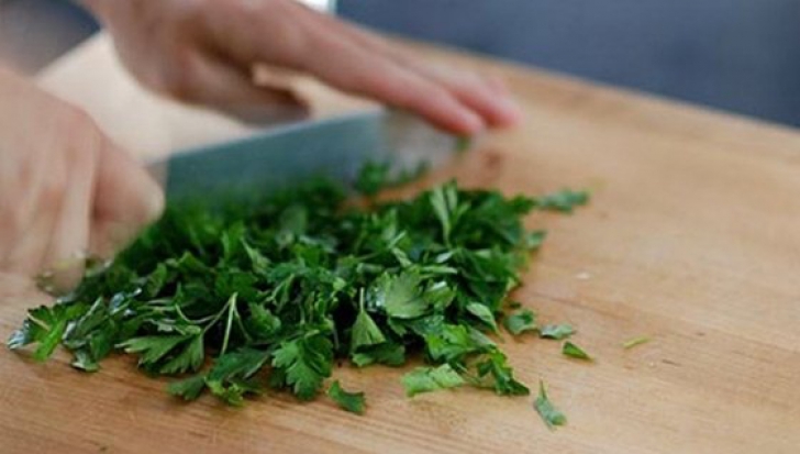 verdeata care furnizeaza cei mai multi nutrienti la cel mai mic numar de calorii 68e76182b6546