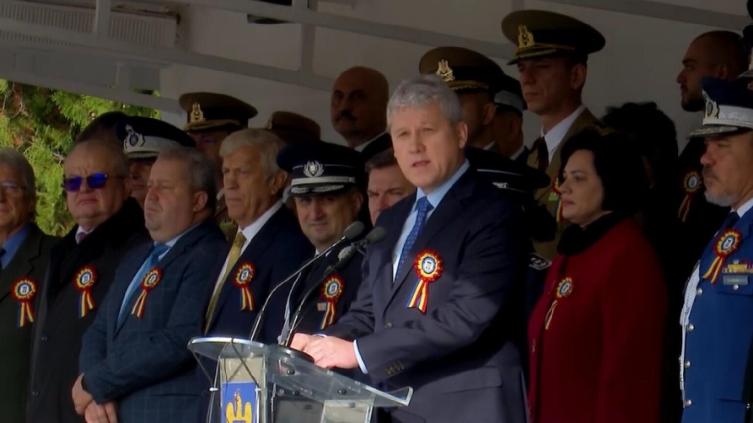vicepremierul catalin predoiu indemn mobilizator pentru studentii din anul i ai academiei de politie a i cuza sa fiti mereu de nota 10 video 68e8e3ee84e5c