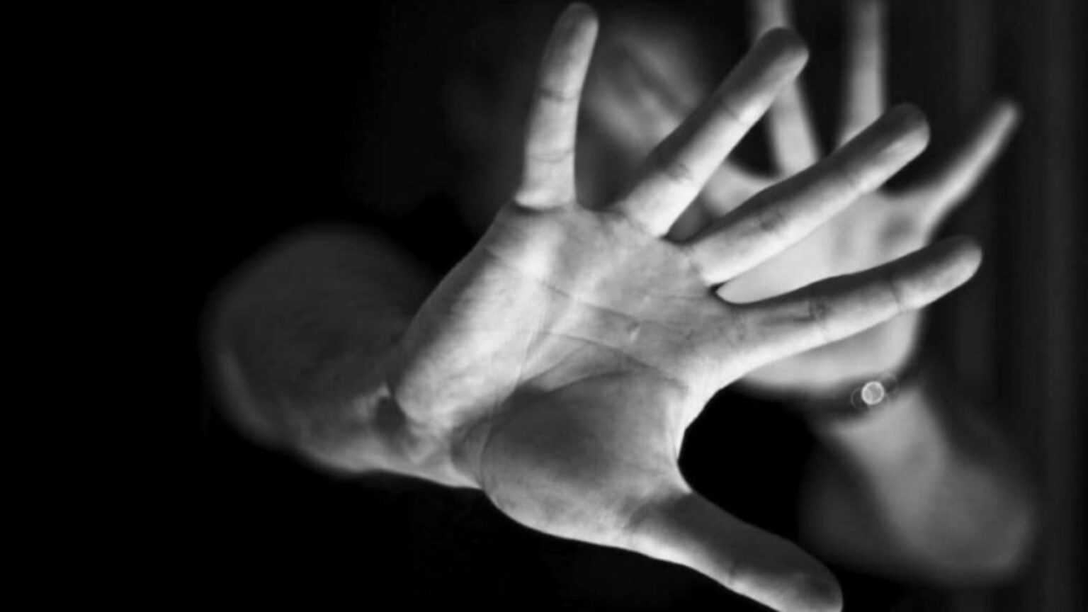 barbat de 72 de ani cercetat sub control judiciar dupa ce a agresat sexual timp de aproape doi ani o fata de 15 ani 692841bd0cf8b