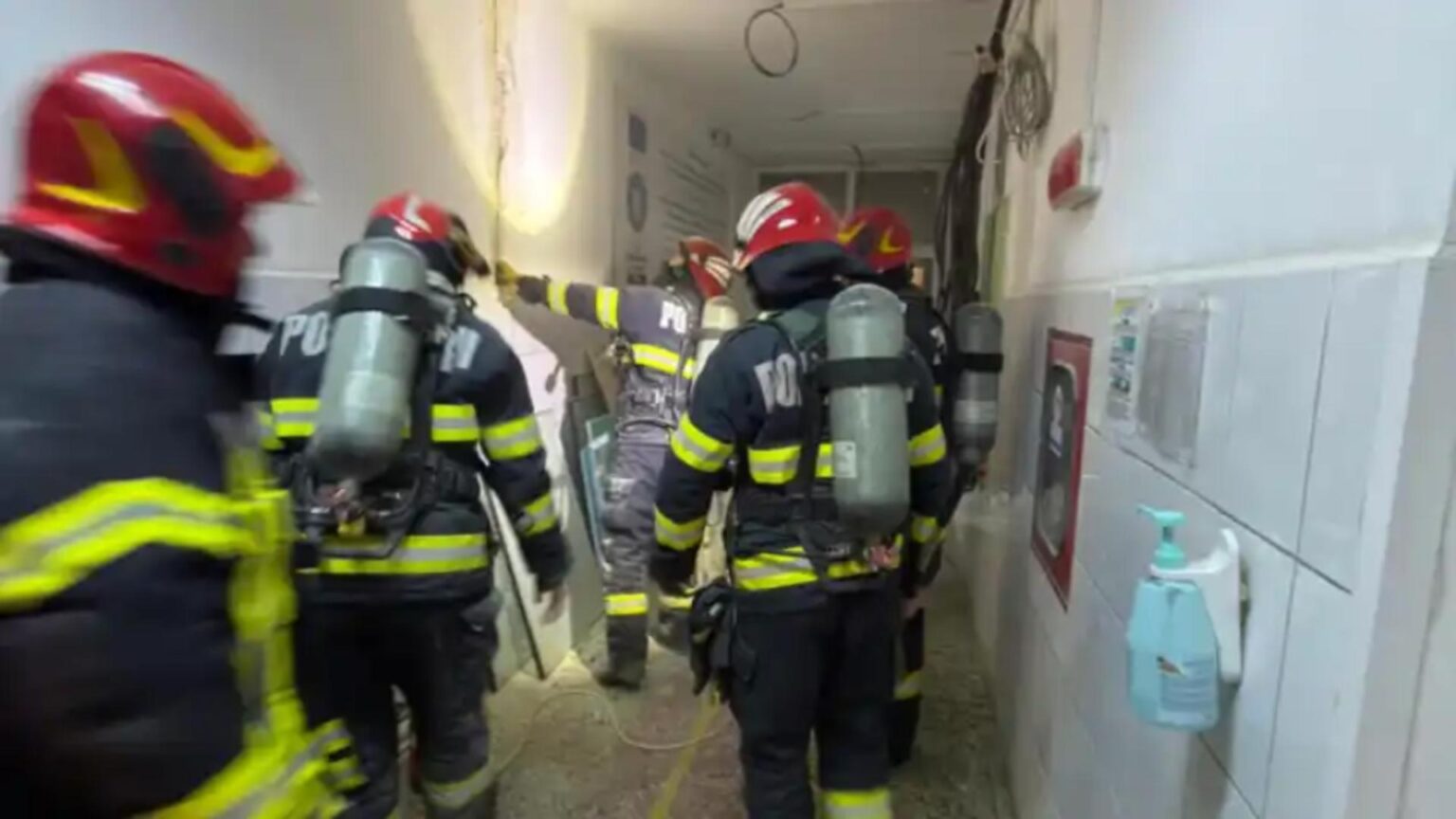 incendiu la spitalul judetean resita a fost activat planul rosu de interventie 6928628d6b153