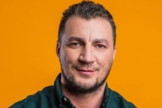 marian godina despre ionut mosteanu el da ordine si ne apara tara dar nu stie nici el exact ce studii a absolvit 69297022419f8