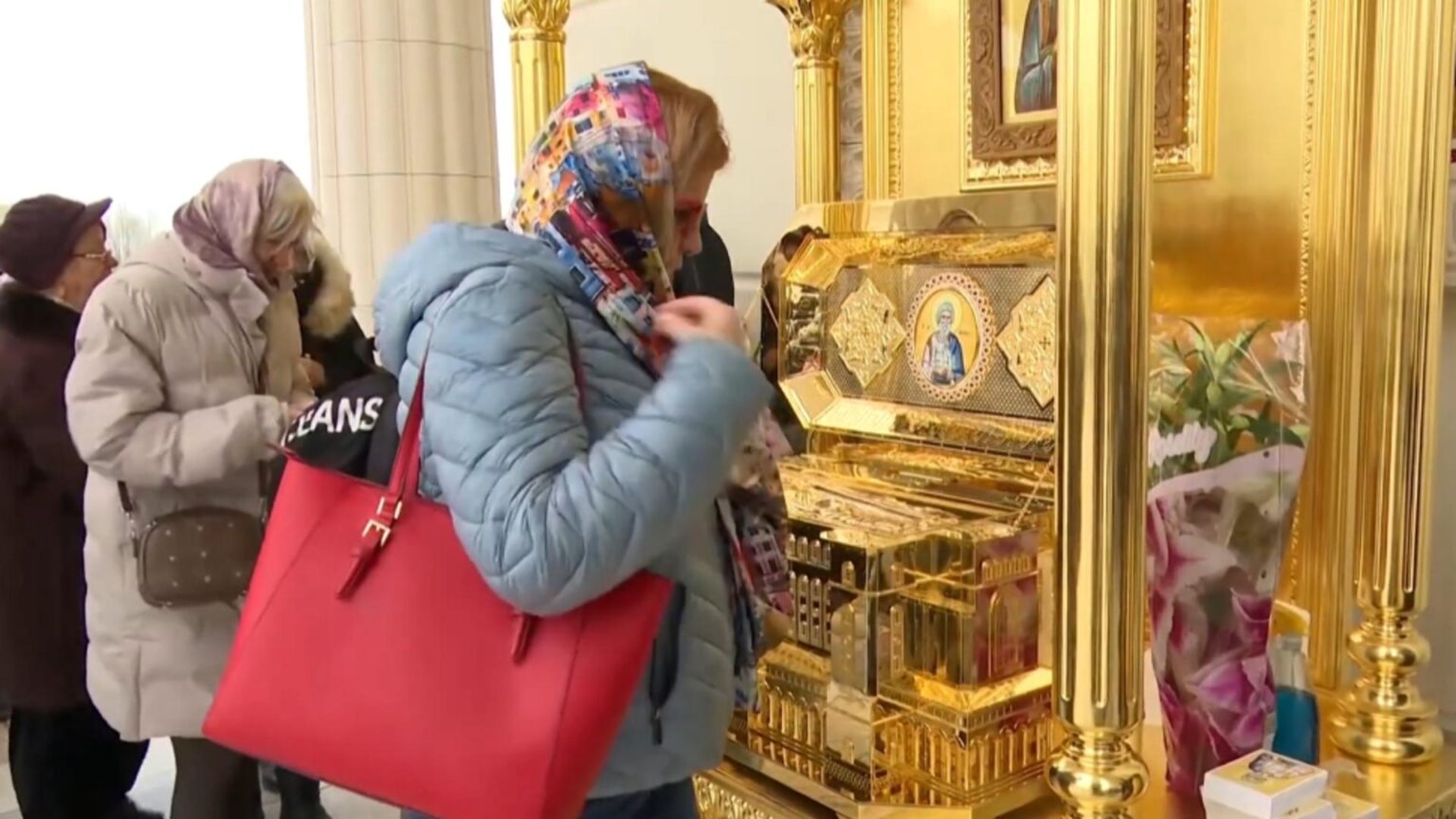 pelerinaj de sf andrei la catedrala nationala sute de oameni au trecut pragul lacasului de cult video 692c58515032e