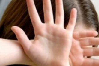 perchezitii la locuinta unui barbat din bihor suspectat de pornografie infantila victima are doar 9 ani cum o santaja 6926fbf95e109