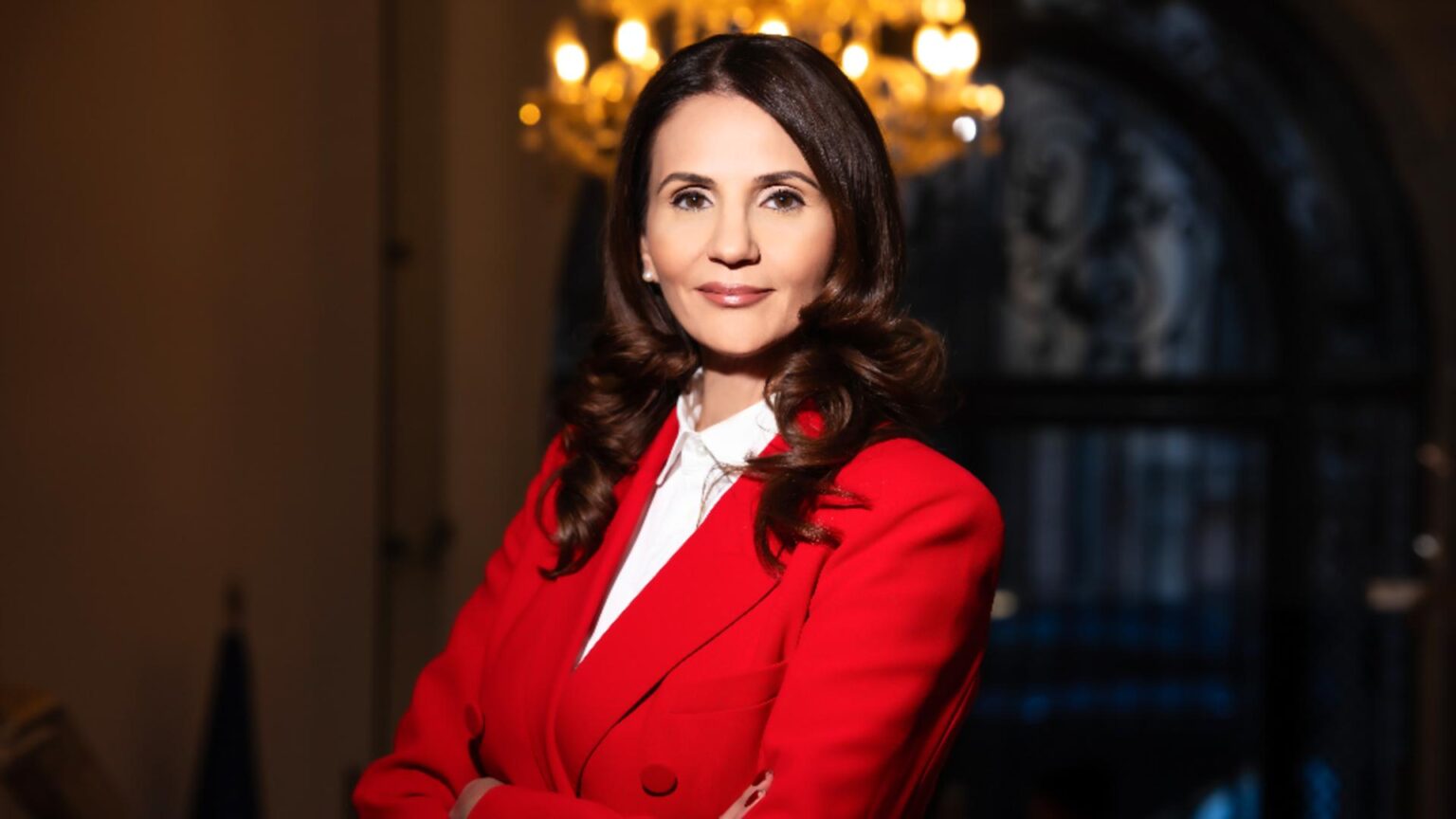 sustinere uriasa pentru anca alexandrescu candidatul independent este sprijinit de inca un partid suveranist 691c6747c8c13