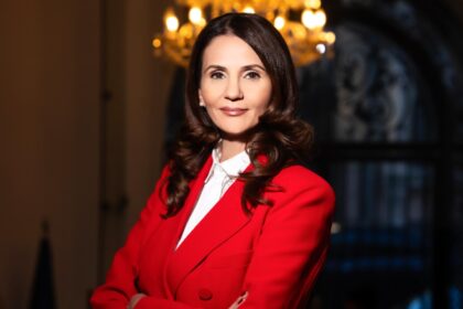 sustinere uriasa pentru anca alexandrescu candidatul independent este sprijinit de inca un partid suveranist 691c6747c8c13