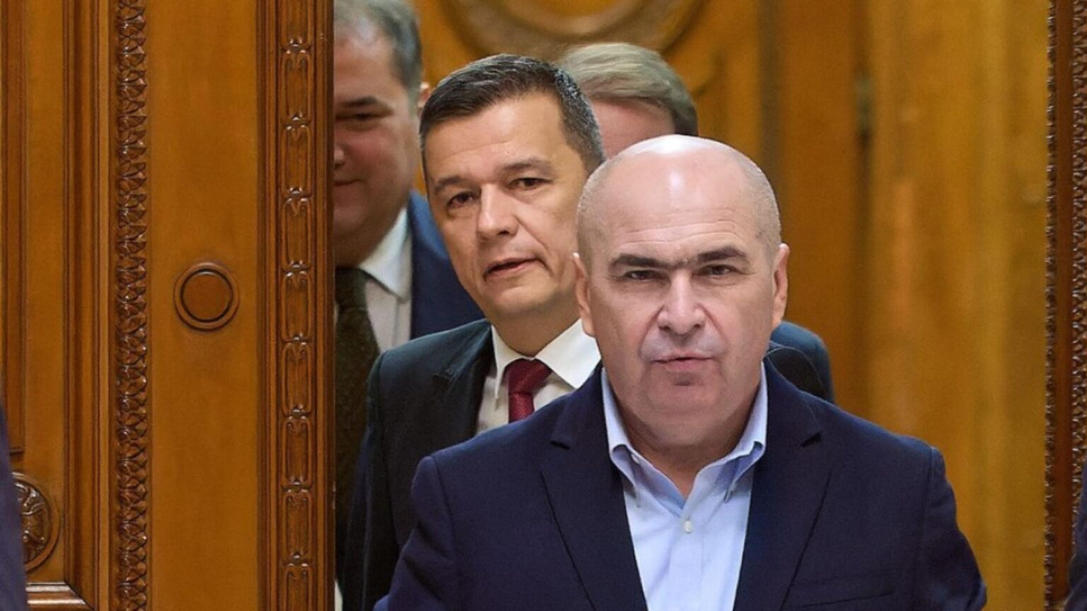 tensiuni pe tema salariilor bugetarilor in coalitie grindeanu il contrazice din nou pe bolojan nu are nicio legatura una cu alta 6928469e5958d
