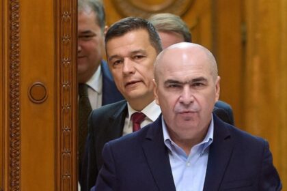 tensiuni pe tema salariilor bugetarilor in coalitie grindeanu il contrazice din nou pe bolojan nu are nicio legatura una cu alta 6928469e5958d