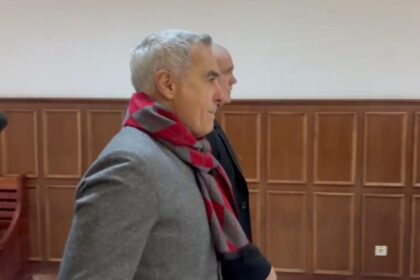 am o singura aparare si aceea este legea informatii in exclusivitate din sala de judecata de la procesul lui calin georgescu 6942a00fcb102