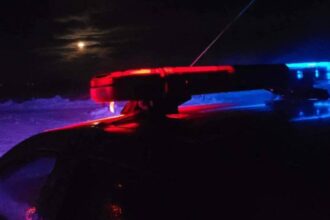 avertisment pentru soferi pe dn 1b carosabil inundat dupa ce s a spart o conducta de apa 694ee0bf9927f