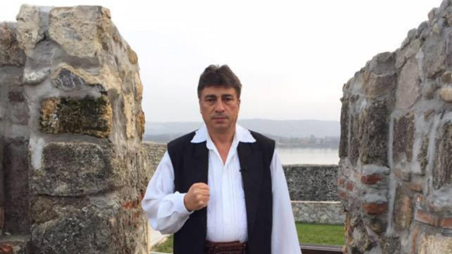 binomul becali visan legatura dintre tradatorii cauzei suveraniste secretul dezvaluit dupa multi ani 69369e04c4b24