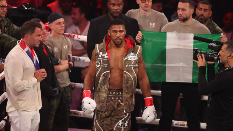 boxerul anthony joshua a fost ranit intr un accident rutier grav in nigeria doua persoane au murit 6953f7cae77f2