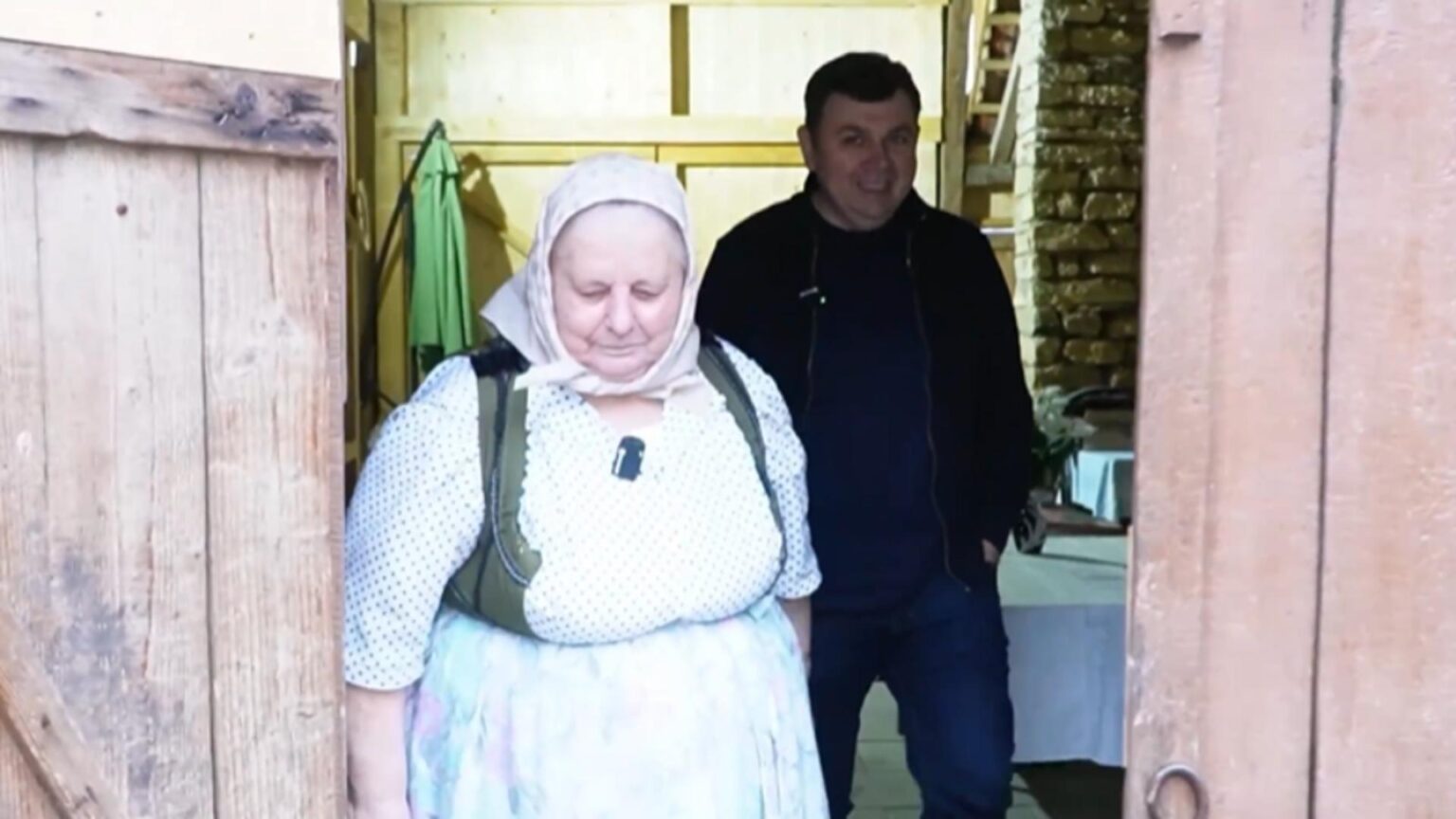 bunica lui mircea bravo isi deschide casa pentru realitatea plus povestea sa de viata video 694d09c4353d5