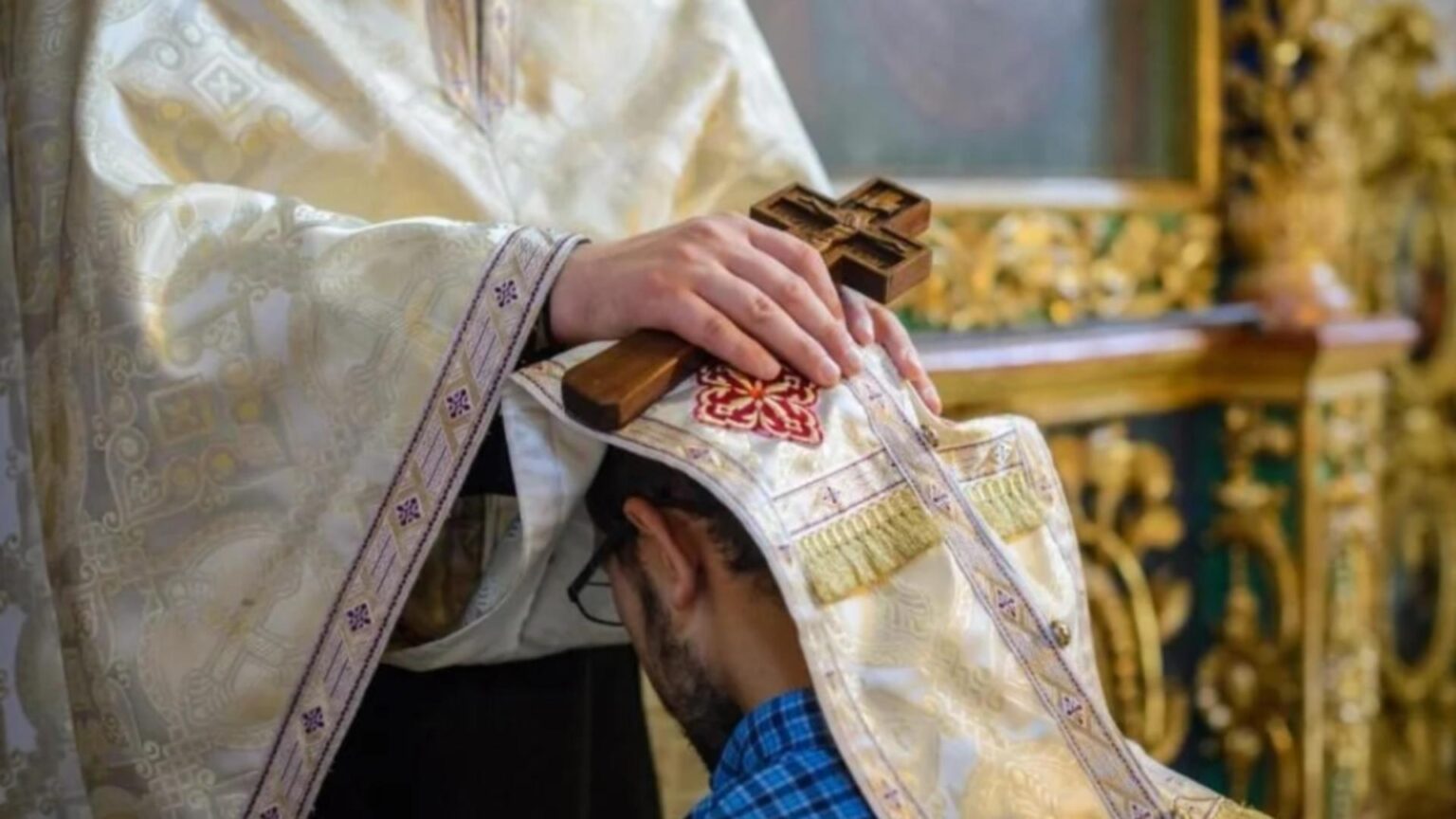 cand te poti spovedi in postul craciunului un celebru duhovnic face lumina in acest caz 693fbb4c0e7bb