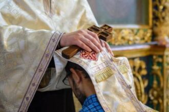 cand te poti spovedi in postul craciunului un celebru duhovnic face lumina in acest caz 693fbb4c0e7bb