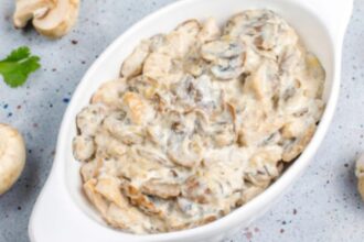 ce pun bulgaroaicele in salata cu ciuperci si maioneza de revelion pentru a obtine un gust desavarsit 6952d7b18abc5