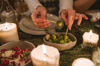 ce sa pui pe masa de revelion ca sa ai noroc tot anul ce spune superstitia 6953b1aa64ff5