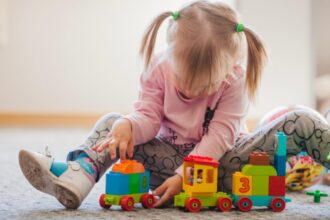 comisia europeana impune standarde mai severe pentru jucariile vandute in ue ce se va schimba 694ab1cfbb026