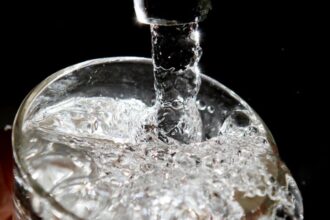 criza apei din prahova si dambovita apa potabila din rezervele de stat pentru localitatile ramase fara alimentare anuntul igsu 692fdff66df72