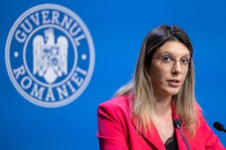 criza apei potabile din prahova si dambovita dina buzoianu i a dat afara pe toti ea continua lupta 69399b286d505