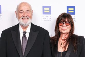 fiul celebrului regizor rob reiner a fost arestat si este suspectat de uciderea parintilor sai 694036803ee9c