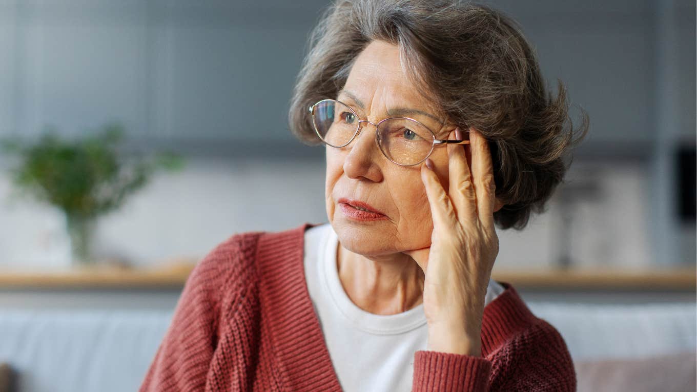 if your mom has these 11 habits now shes lonely 694d593410a1b