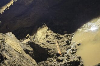 interventie de urgenta in galati echipele au rupt un drum pentru a salva o comuna de inundatii 694068b7bdcf0