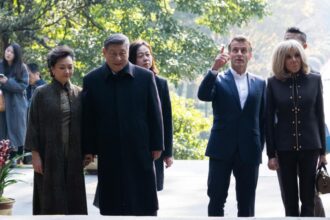 macron face baie de multime in china rezistii tac malc 69340dee3be91