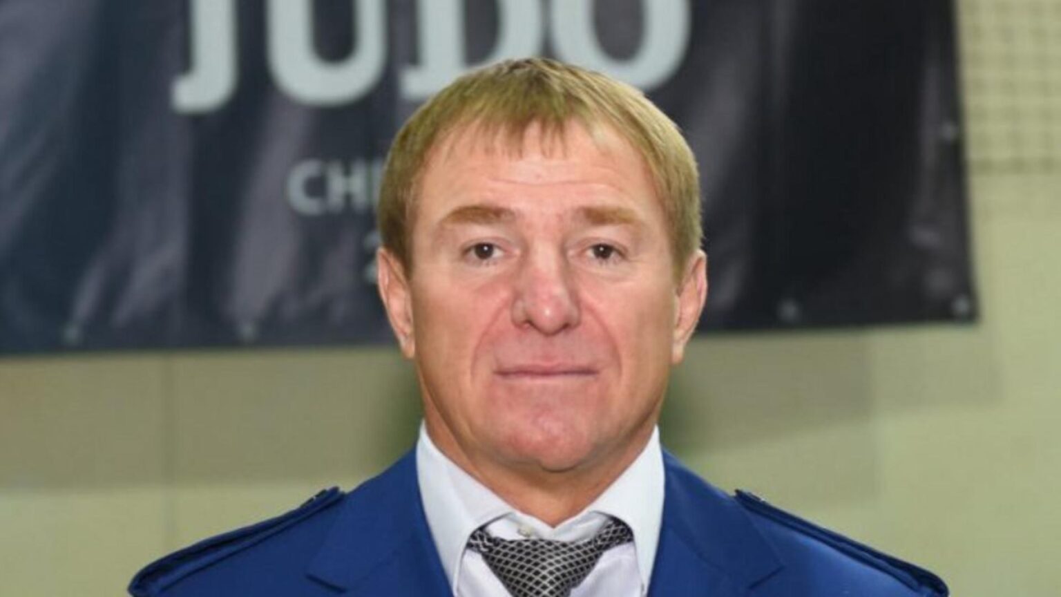 maia sandu i a retras decoratia sefului federatiei moldovene de judo pentru ca i s a deschis dosar penal 693499b131d8f