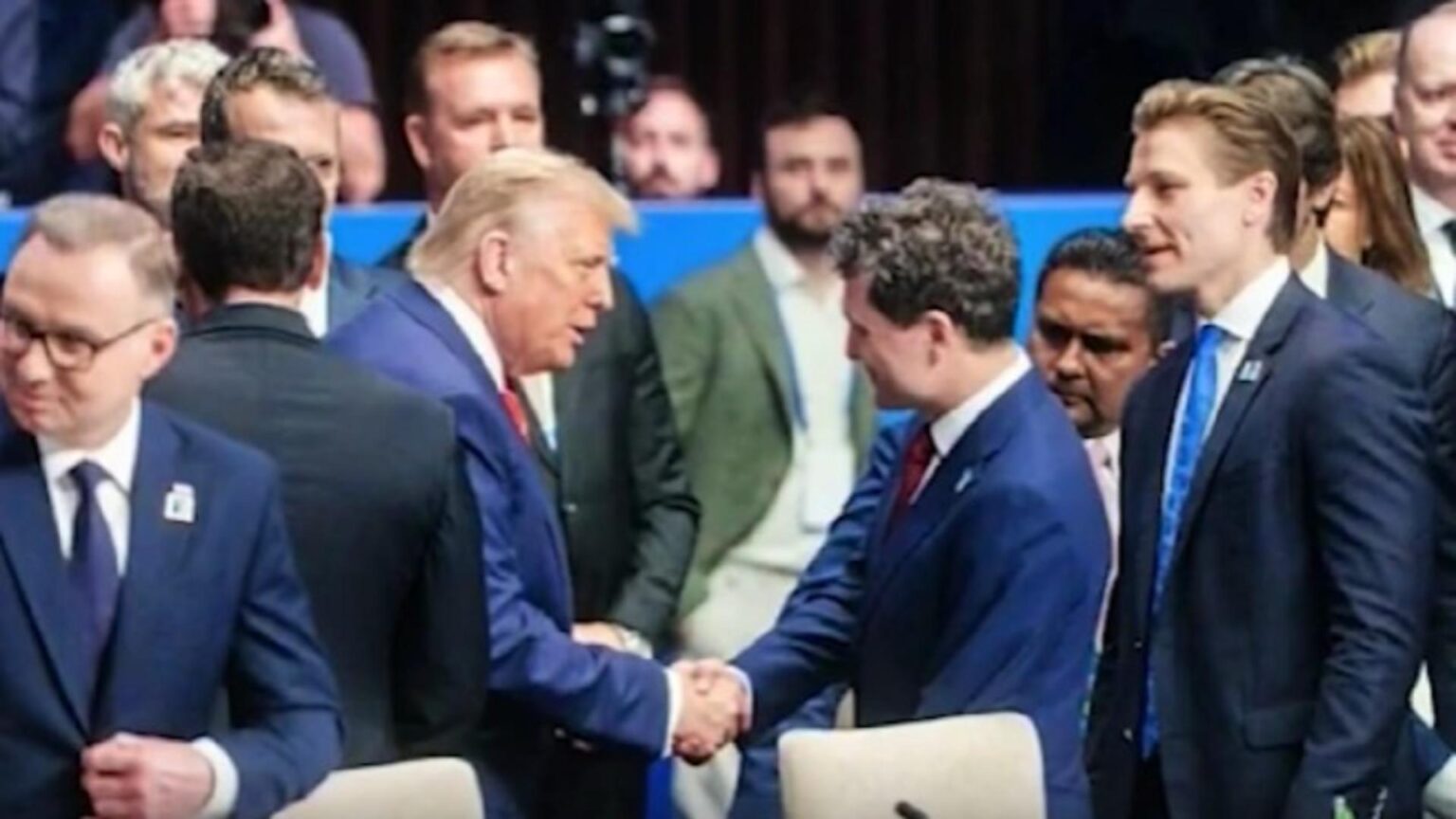 nicusor dan atac la donald trump relatie rece cu sua 6949759d19ec3