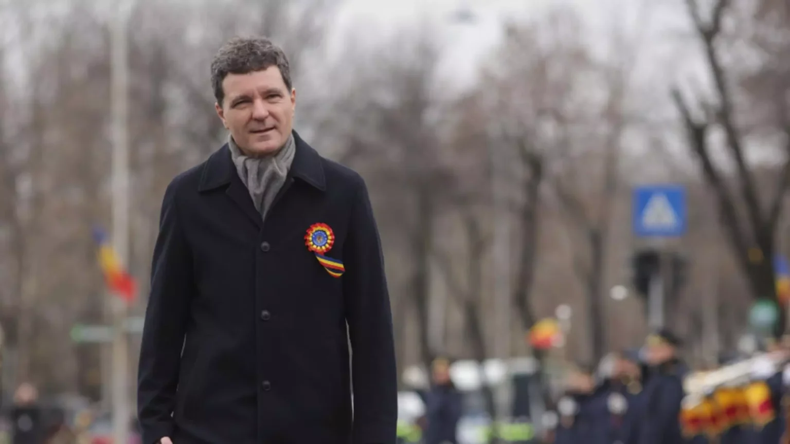 nicusor dan mesaj dupa participarea la prima parada militara in calitate de presedinteii invit pe romani sa continue sa creada in tara asta 692d8a1a163bc