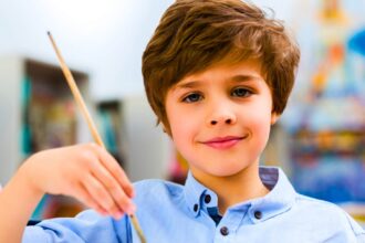 parents who raise creative thinkers usually have these 11 rare traits 6944b119bda94