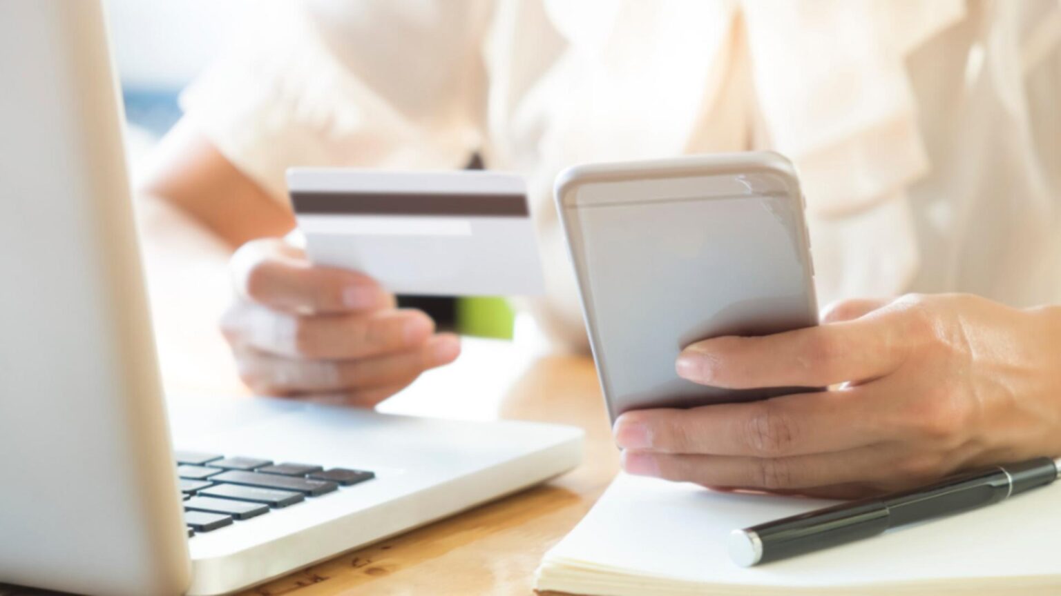 patru zile de blocaj in ue ce trebuie sa stie clientii despre transferurile bancare in perioada 25 28 decembrie 692ddd383e8cd