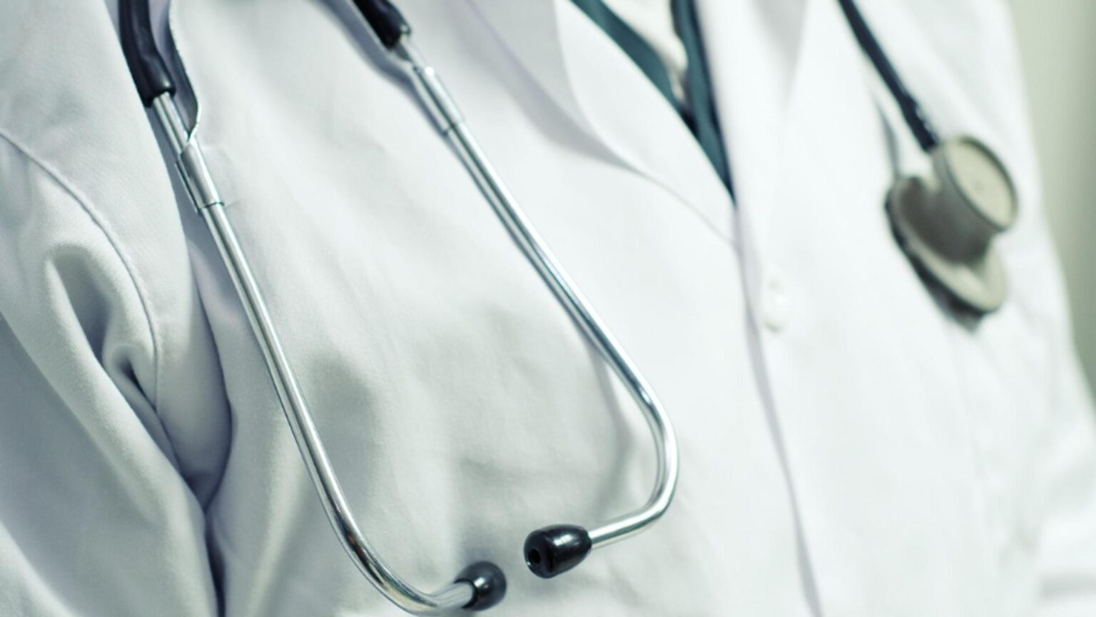 proiect sanctiuni drastice pentru medicii care raspandesc sfaturi neavizate sau teorii neconfirmate stiintific 6949ab42842c0