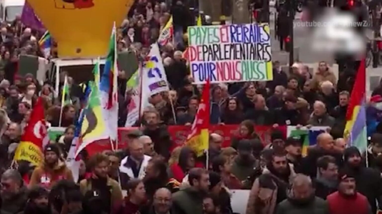 proteste masive in franta zeci de mii de oameni in strada scoli inchise trenuri blocate si administratia paralizata 6931da62593aa