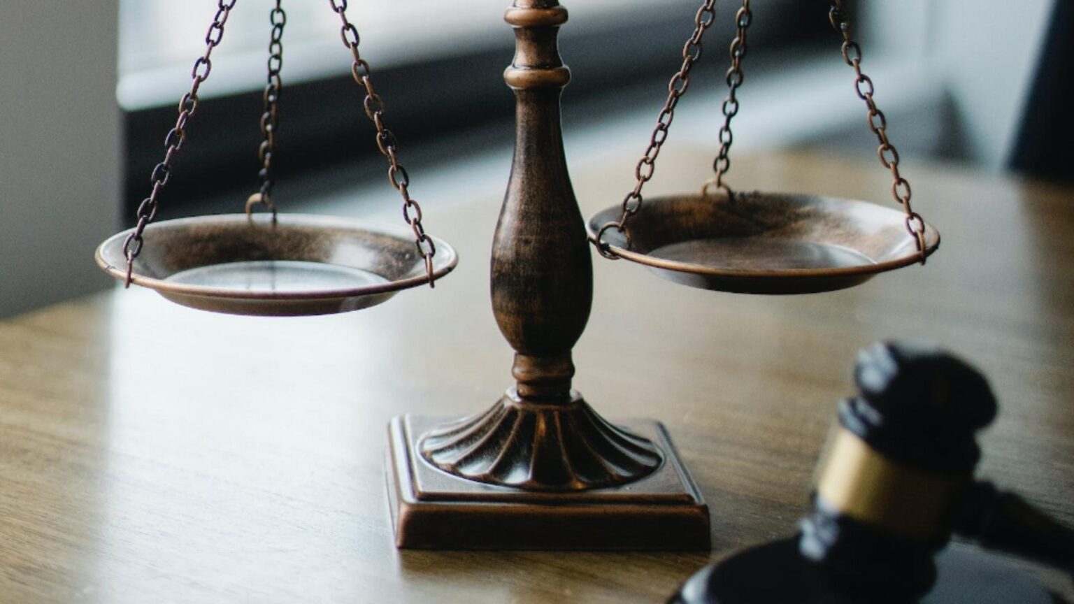 reformele lui bolojan la mana lui savonea legea pensiilor speciale ar putea ajunge din nou pe masa ccr 69328c63df078