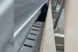 video inca o alunecare de teren a avut loc pe dn1 in prahova circulatia a fost restrictionata anuntul autoritatilor 6942731fe8cd5