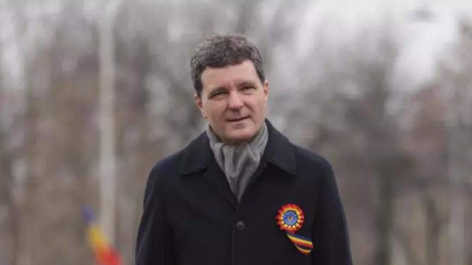 bilant in roz intr o realitate gri nicusor dan se lauda cu stabilitatea tarii in timp ce romanii sunt striviti de taxe si inflatie video 695760e9644d4