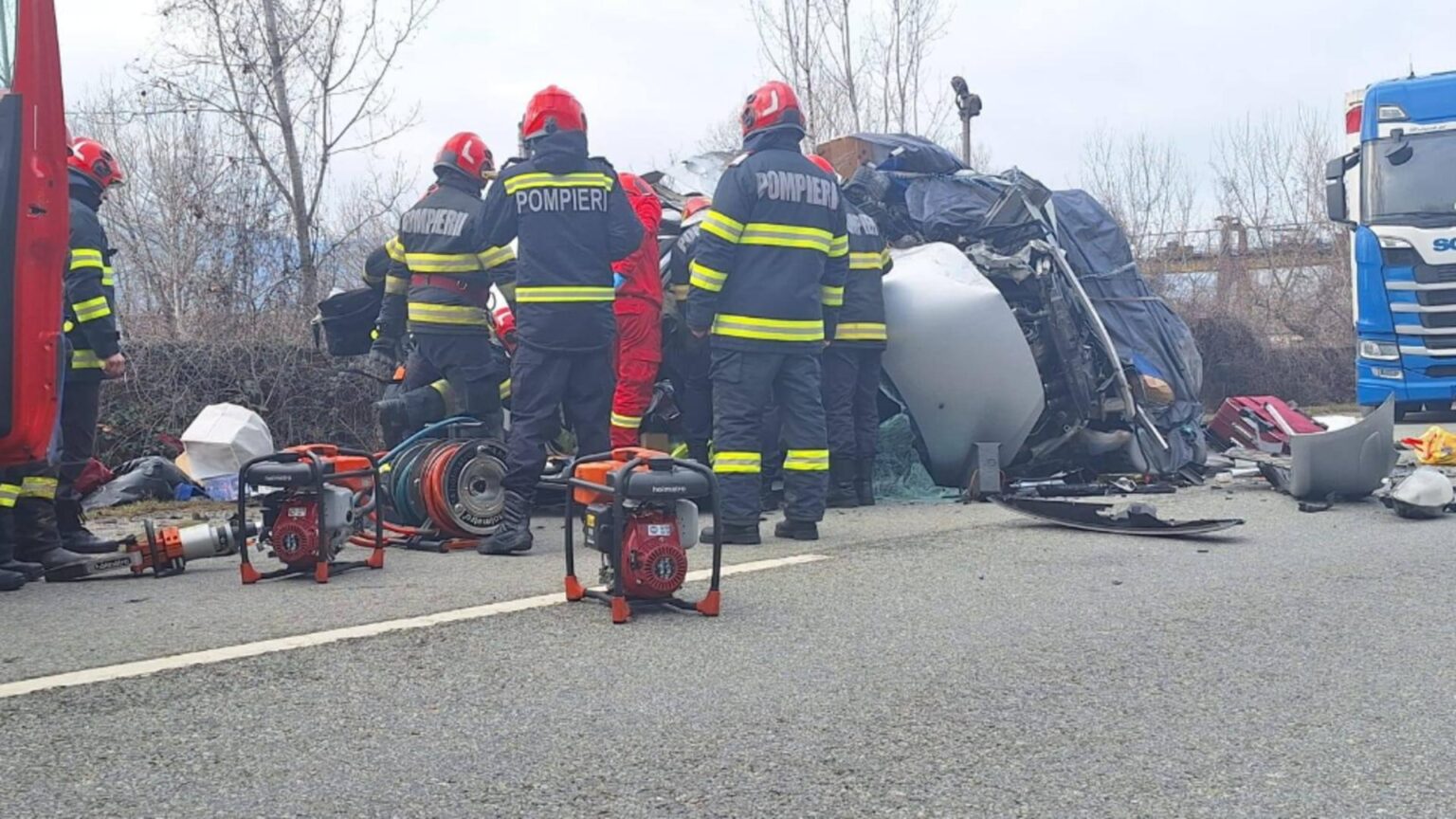 cetatean bulgar mort intr un accident rutier grav produs in mehedinti dupa ce masina sa s a izbit de un autotren foto 697a02459660b