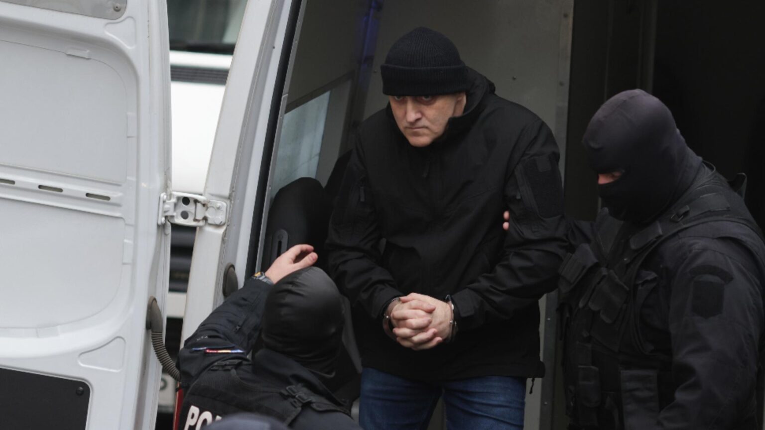 curtea de apel bucuresti decide astazi soarta mandatului de arestare al lui horatiu potra 6960b426b3f66