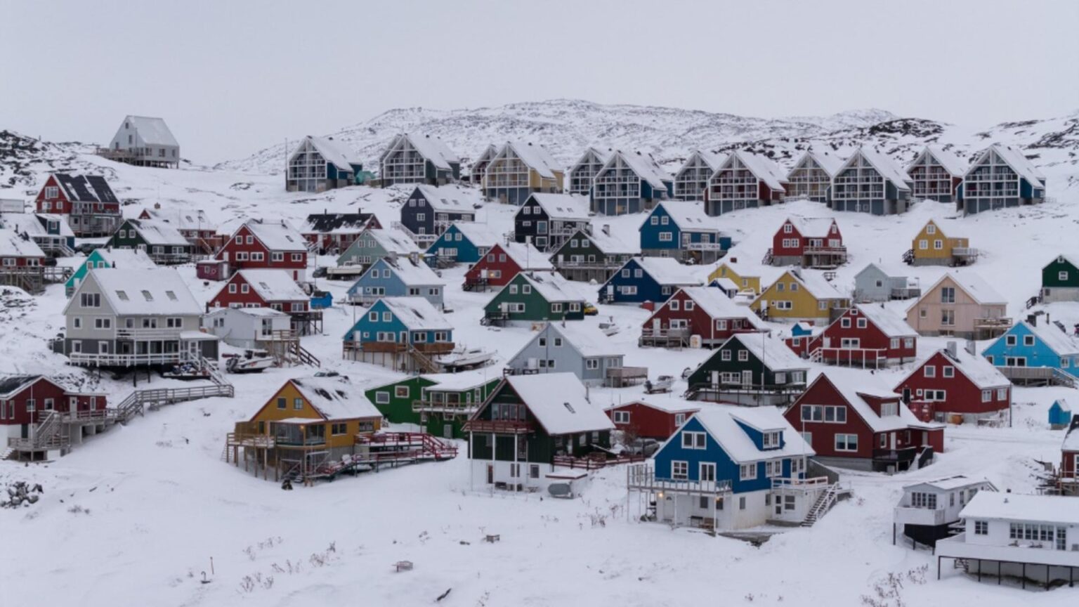 danemarca riposteaza si trimite in groenlanda un comando special acesta va pregati suplimentarea efectivelor militare pe teritoriul mult ravnit de trump 6967bb286ccc0