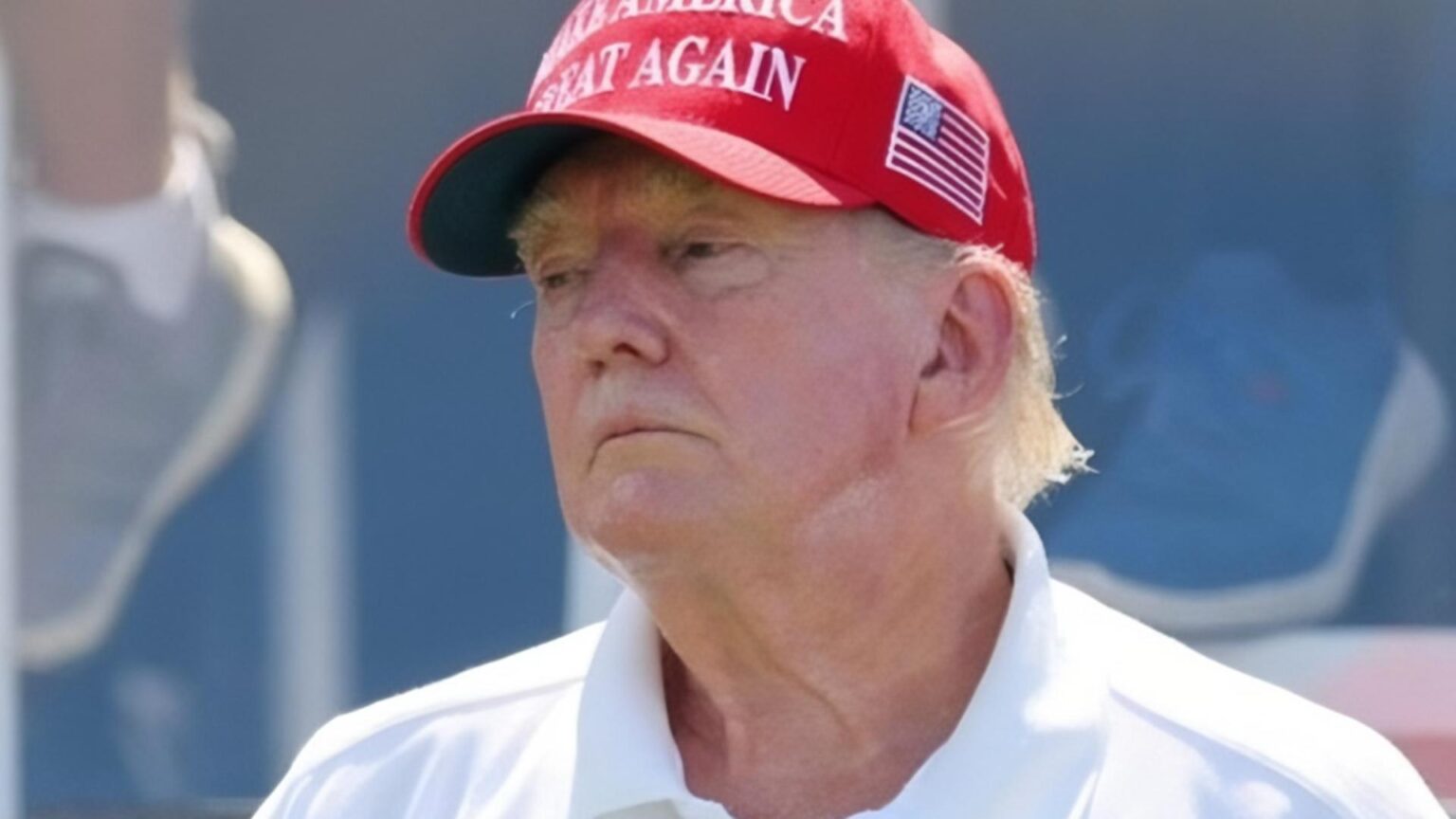 donald trump suparat ca fotografii il fac sa para putin gras replica virala a democratilor a strans milioane de vizualizari nu e vina lor 695e6ccfe7473