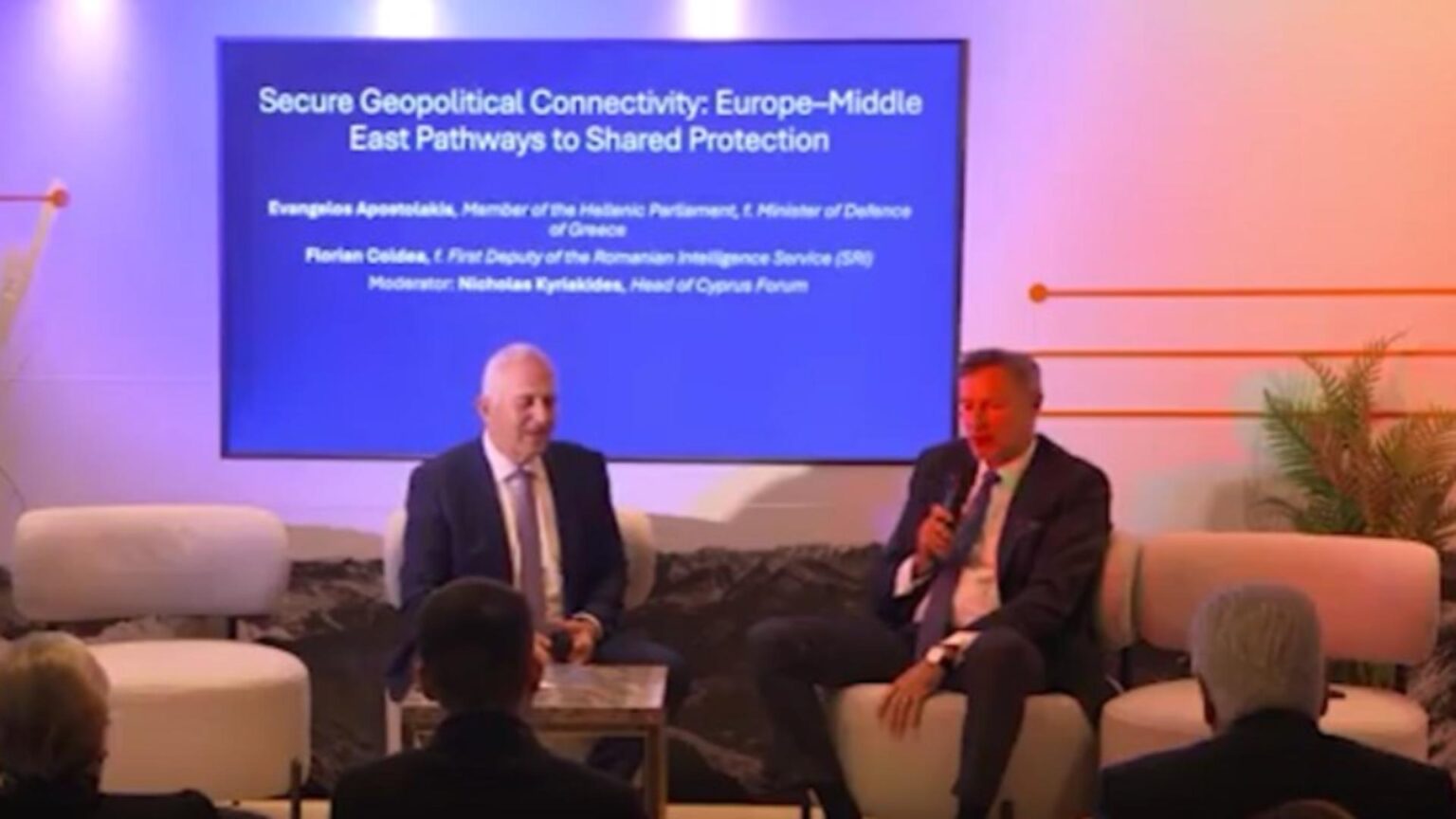 florian coldea avertisment halucinant de la davos serviciile secrete vor decide viitorul lumii anca alexandrescu el si alti sefi ai serviciilor au fost vanduti puterilor s 6974dec55b707