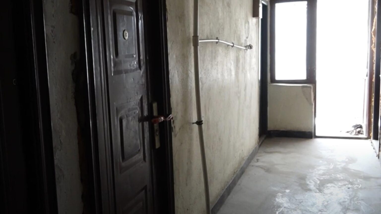 gerul a mai facut o victima batran din campulung muscel gasit mort in apartamentul sau inghetat 696c9d6ba1c56