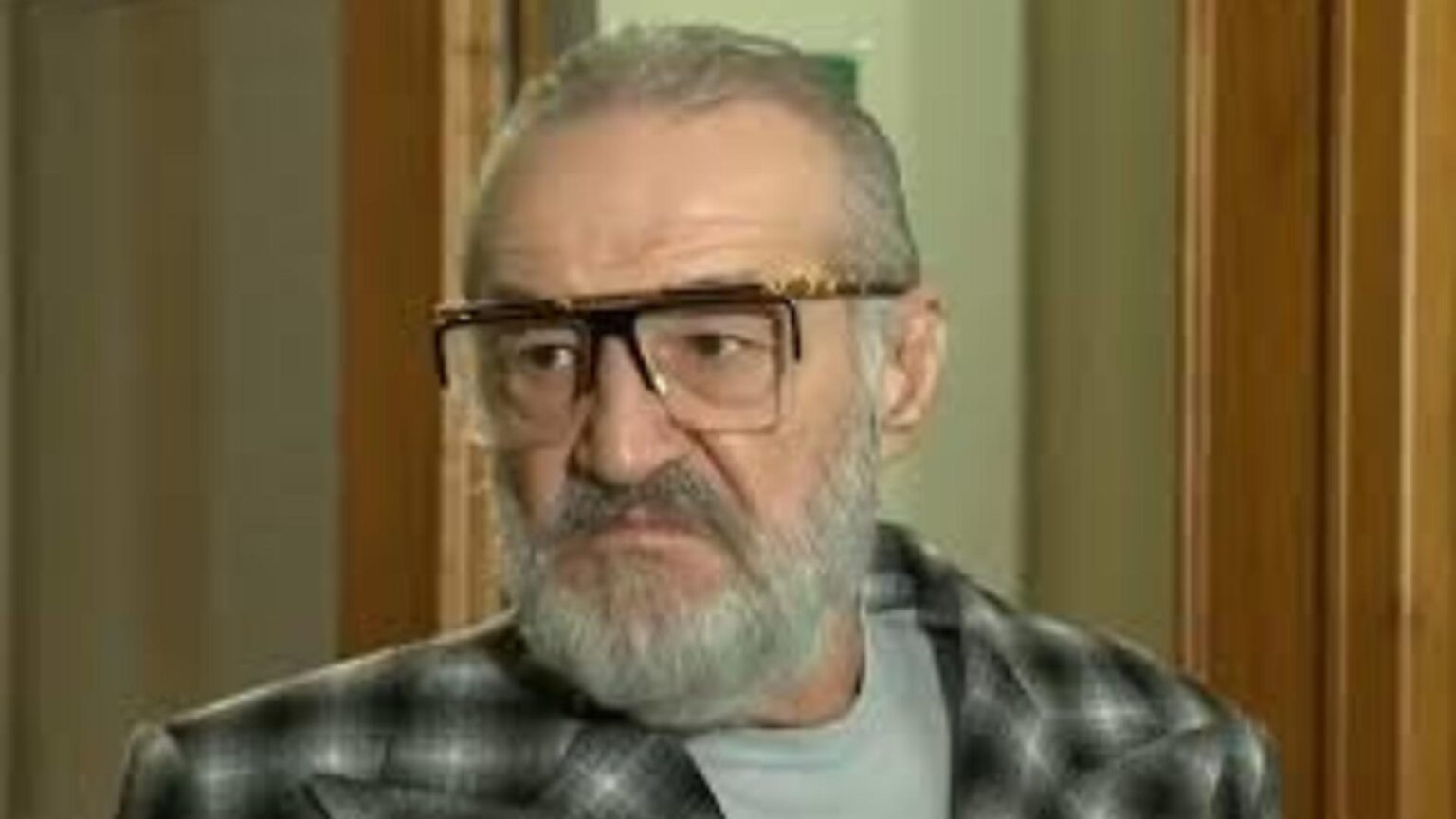 gigi becali a confirmat transferul lui adrian sut da e adevarat echipa la care ajunge este lider in clasament 695fa441f2094