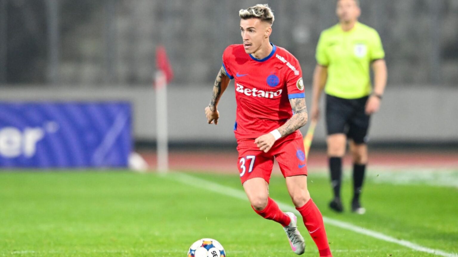 gigi becali il trimite pe tavi popescu imprumut la echipa lui sumudica din arabia saudita sa l ia eu sper sa iau 20 de milioane pe el 695c31bb055b7