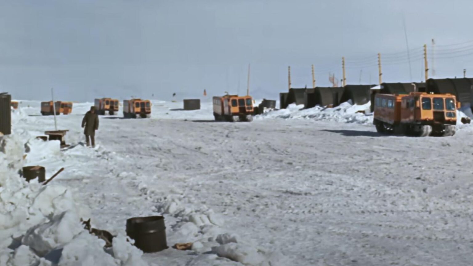 mana dreapta a lui trump sua au dreptul sa preia controlul asupra groenlandei noi stabilim termenii si conditiile 695d3392b09d8