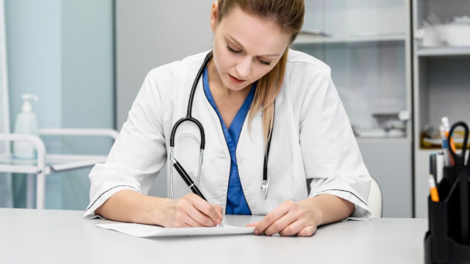 motivele pentru care prima zi de concediu medical a fost taiata de la plata explicate de ministrul sanatatii 695ae12e90862