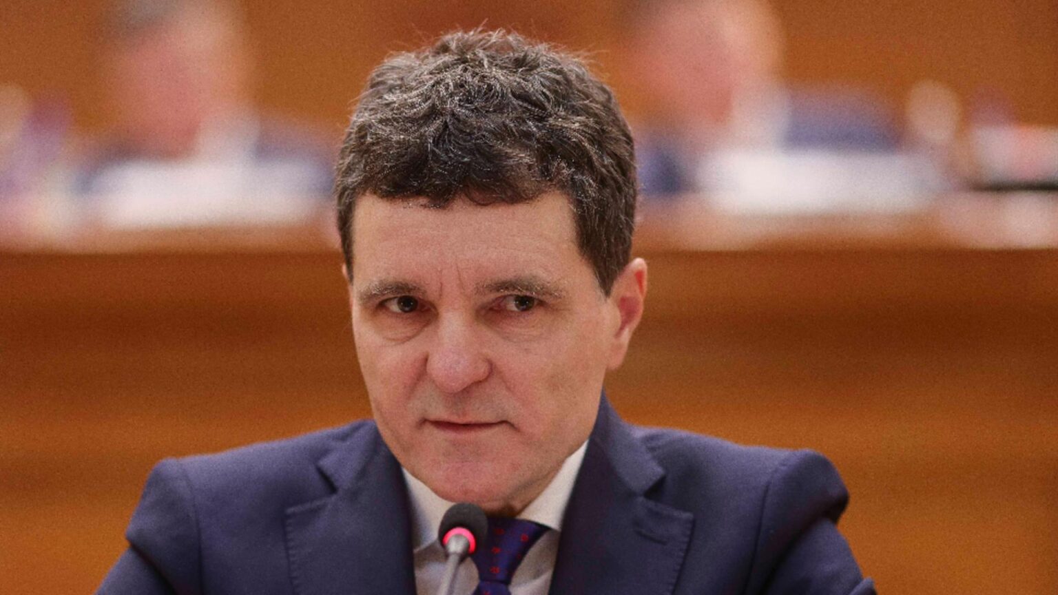 nicusor dan mesaj dupa explozia din crans montana le urez celor raniti o recuperare rapida si transmit sincere condoleante familiilor victimelor 6956669334c04