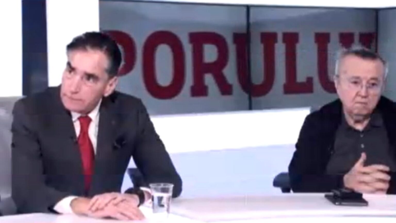 petre roman avertisment dur riscul ca nato sa dispara odata cu ocuparea groenlandei e mare 6970f597e73b1